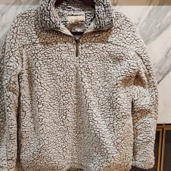 Thread & Supply Black and White Sherpa Pullover - Picture 1 of 6